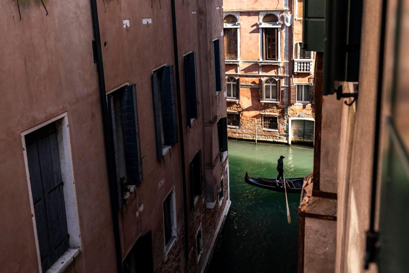 San Marco Canal View By Bricola Apartments Венеция Экстерьер фото